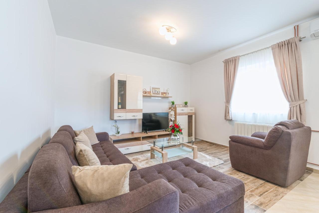 Apartman Tea Privlaka  Extérieur photo